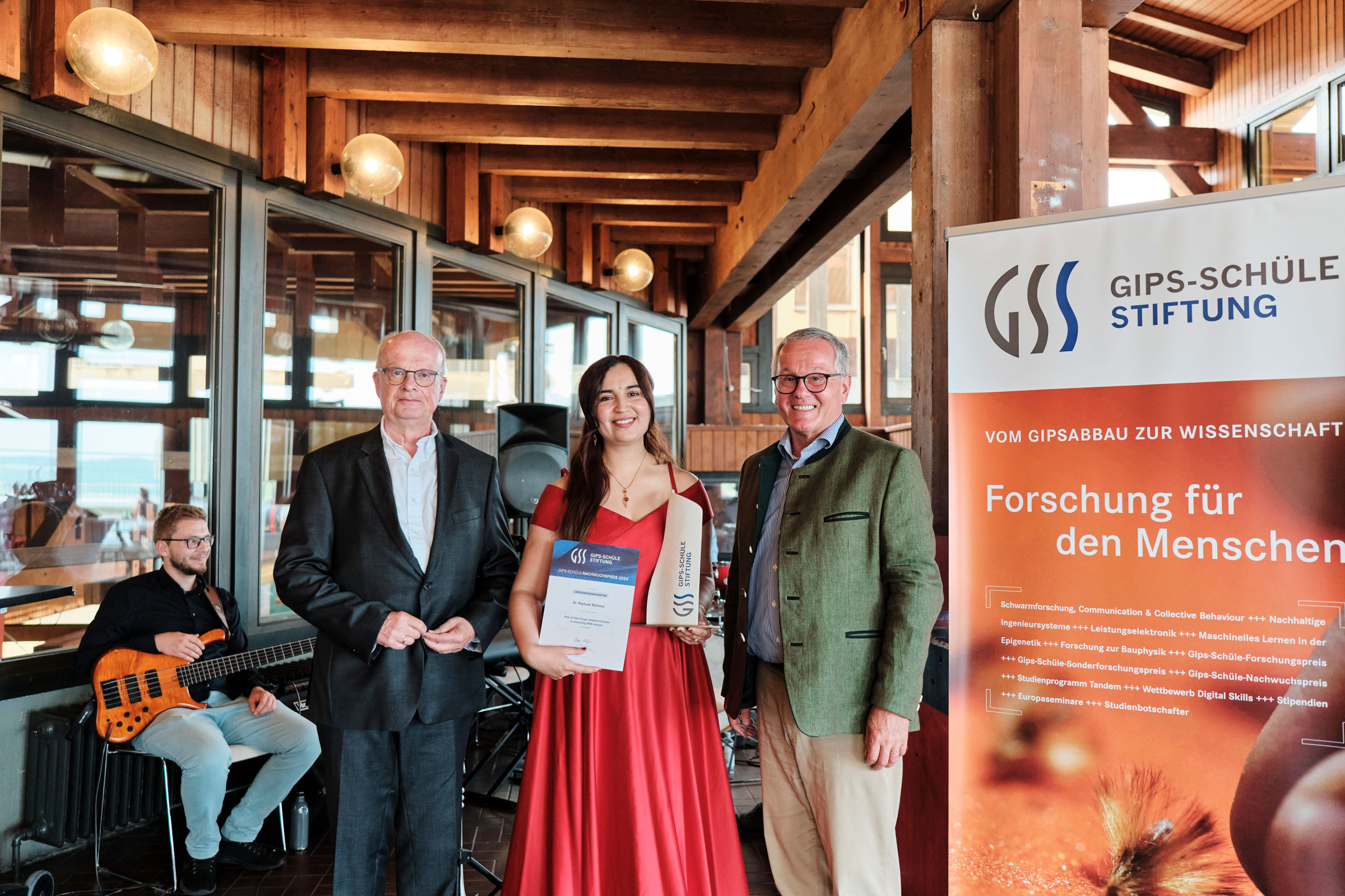 gss-gips-schuele-stiftung-nachwuchspreis-2023-rayhane-nchioua-philipp-uricher